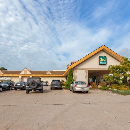 Quality Inn & Suites Escanaba North מראה חיצוני תמונה