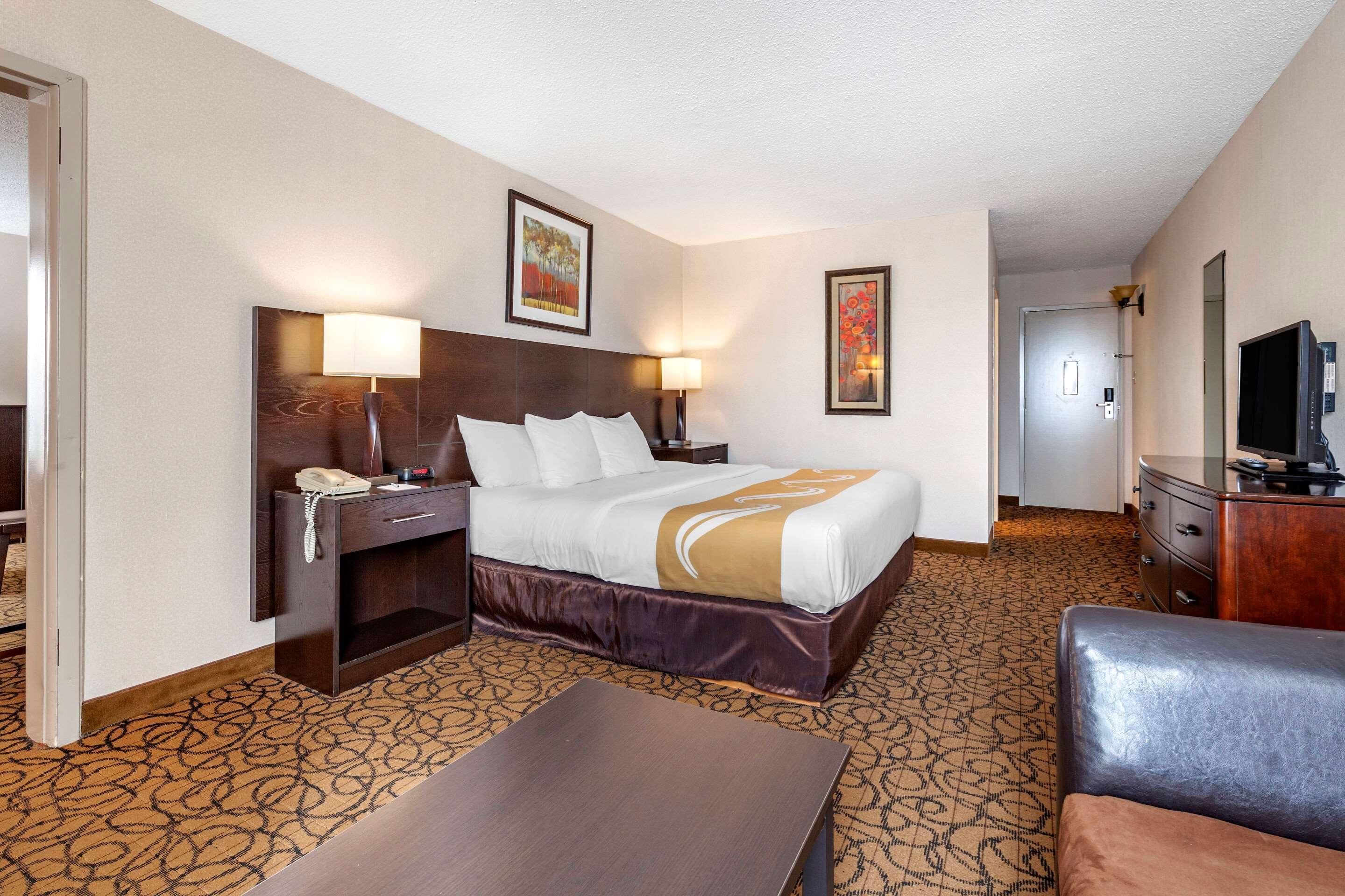 Quality Inn & Suites Escanaba North מראה חיצוני תמונה