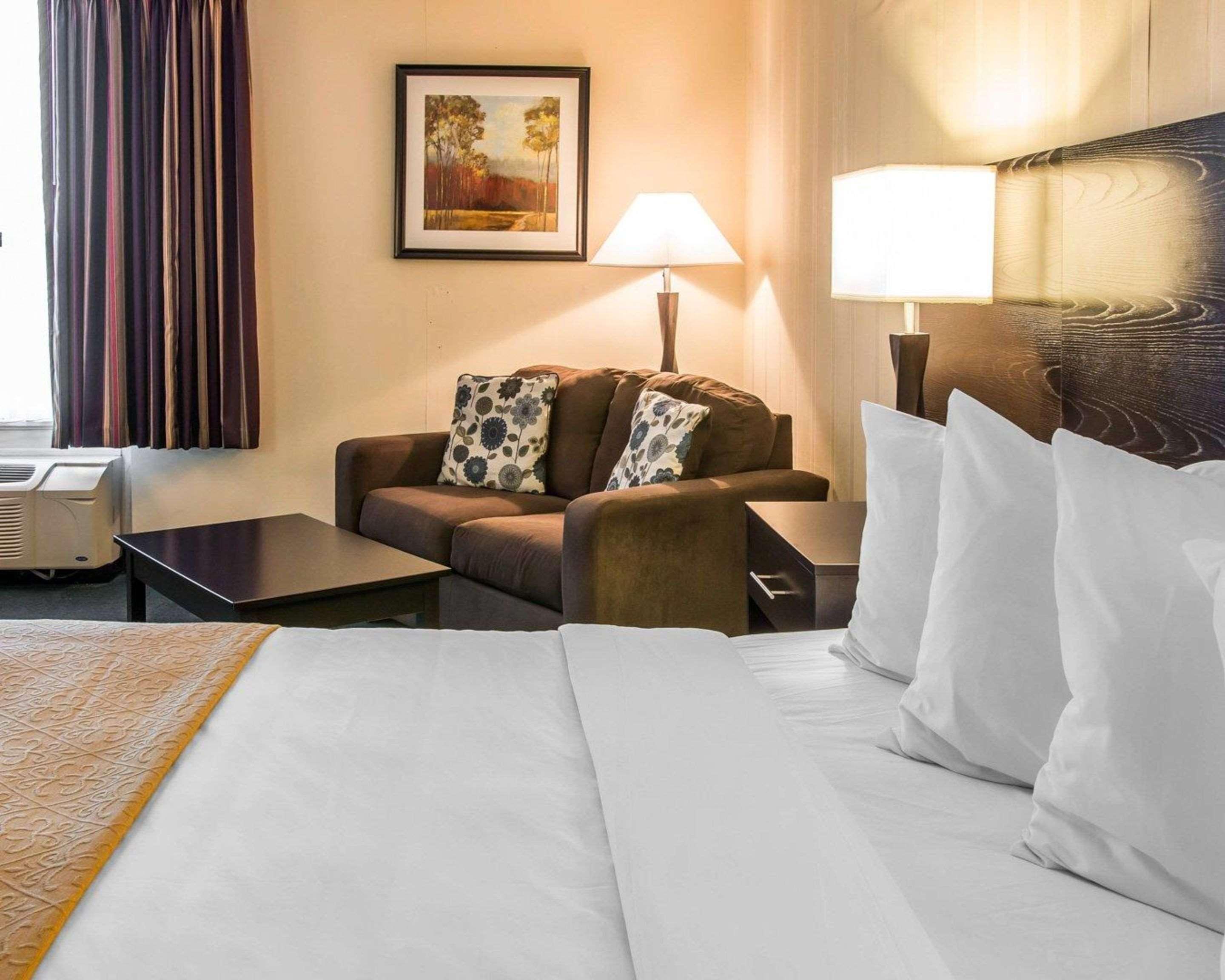 Quality Inn & Suites Escanaba North מראה חיצוני תמונה
