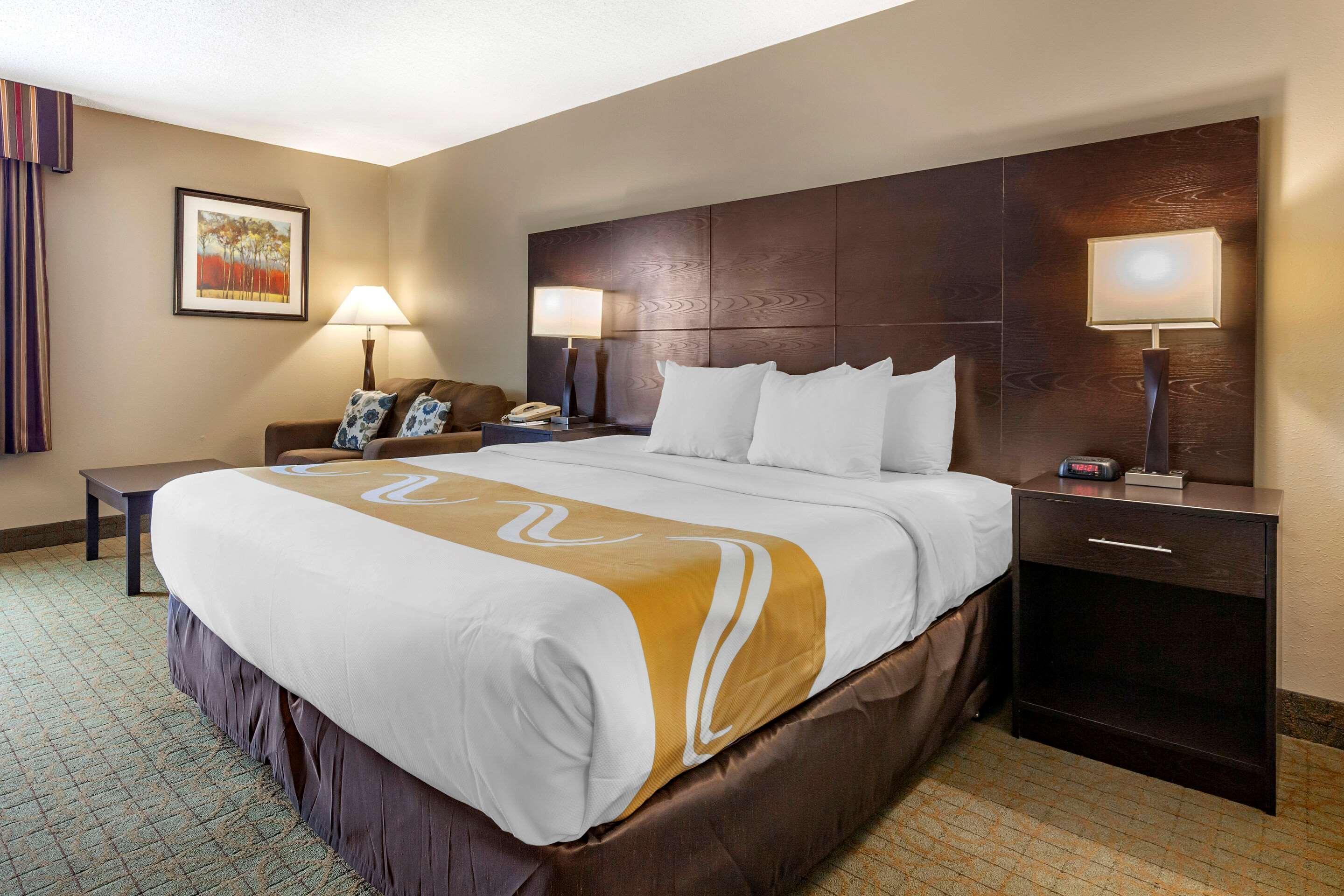Quality Inn & Suites Escanaba North מראה חיצוני תמונה