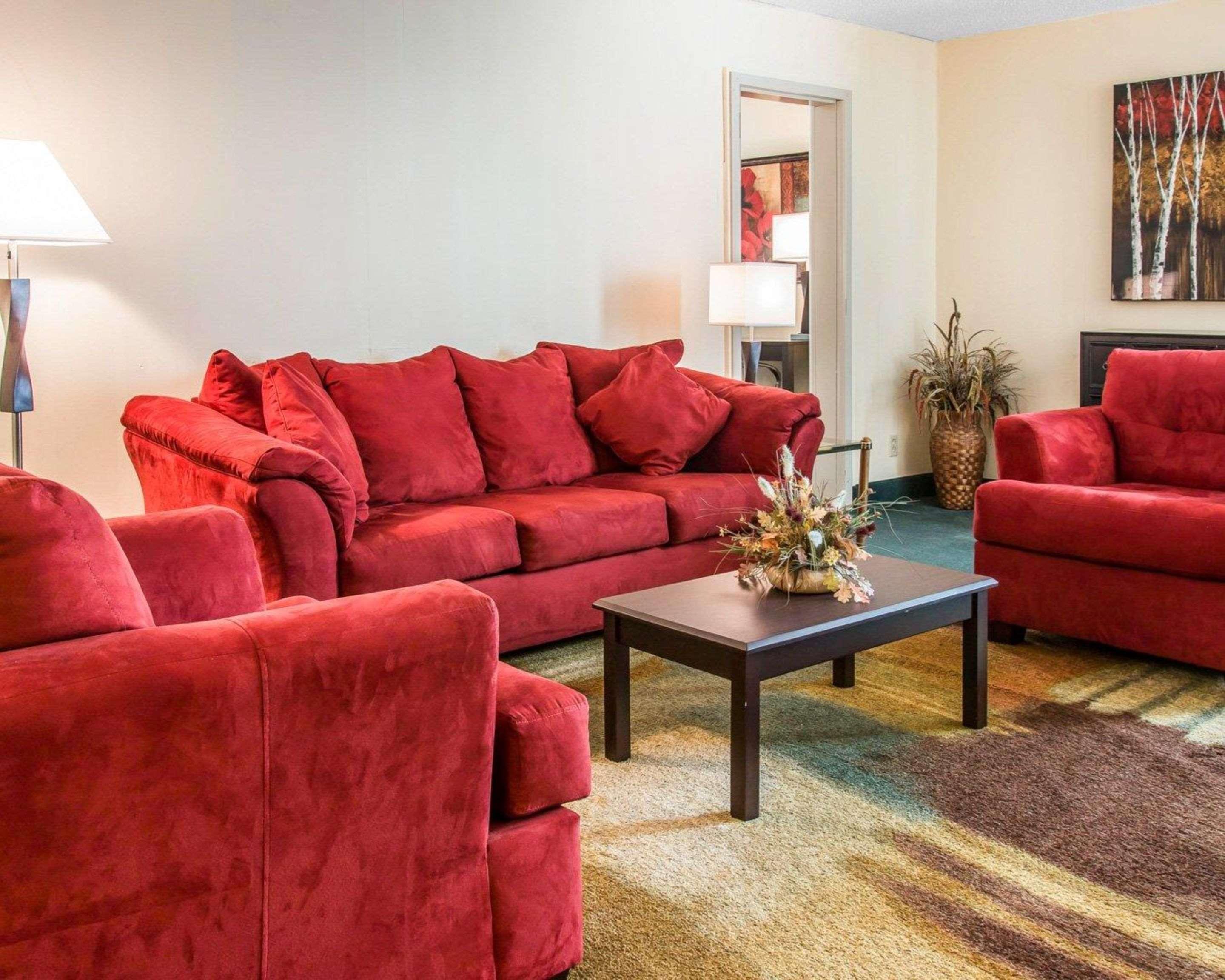 Quality Inn & Suites Escanaba North מראה חיצוני תמונה
