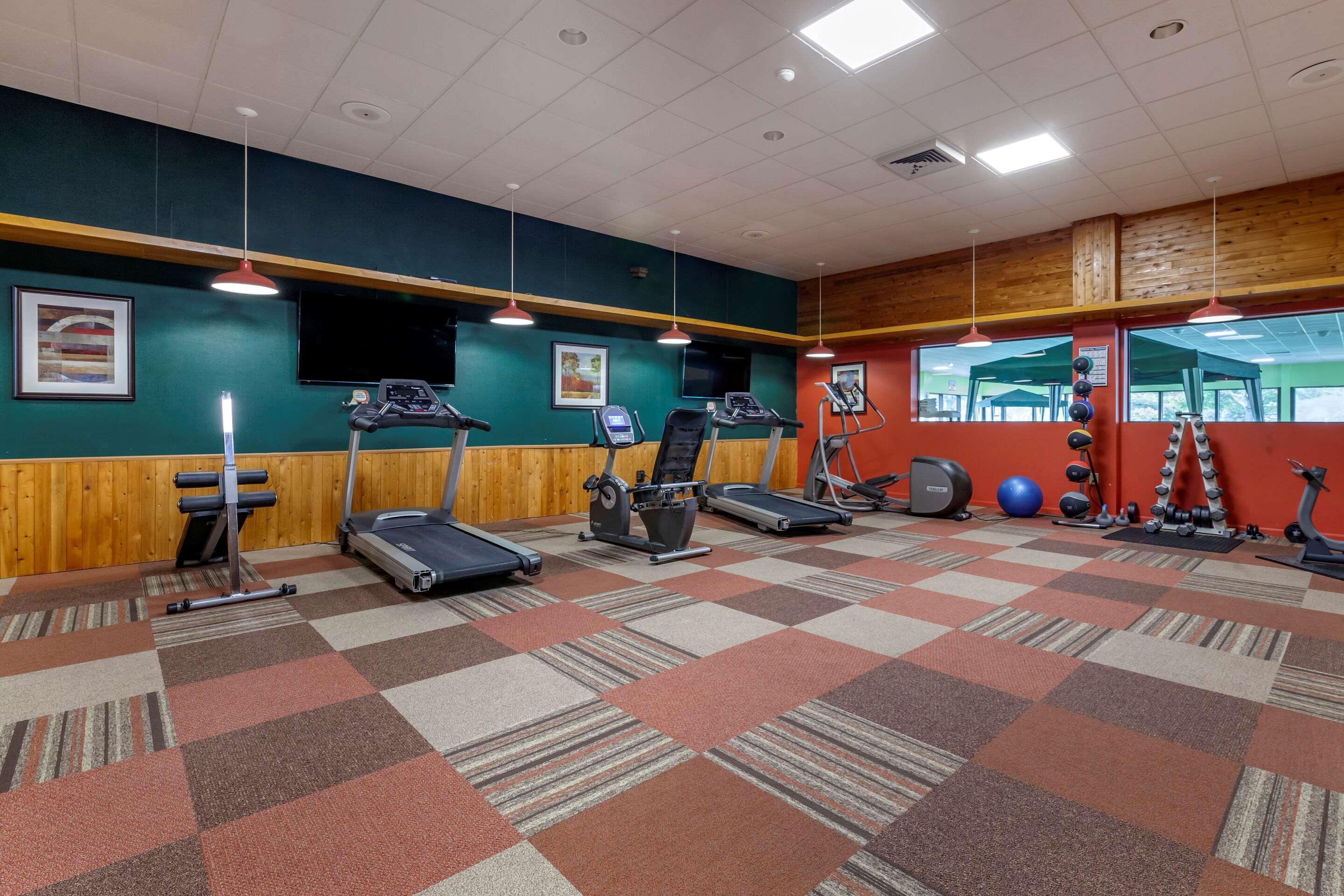 Quality Inn & Suites Escanaba North מראה חיצוני תמונה