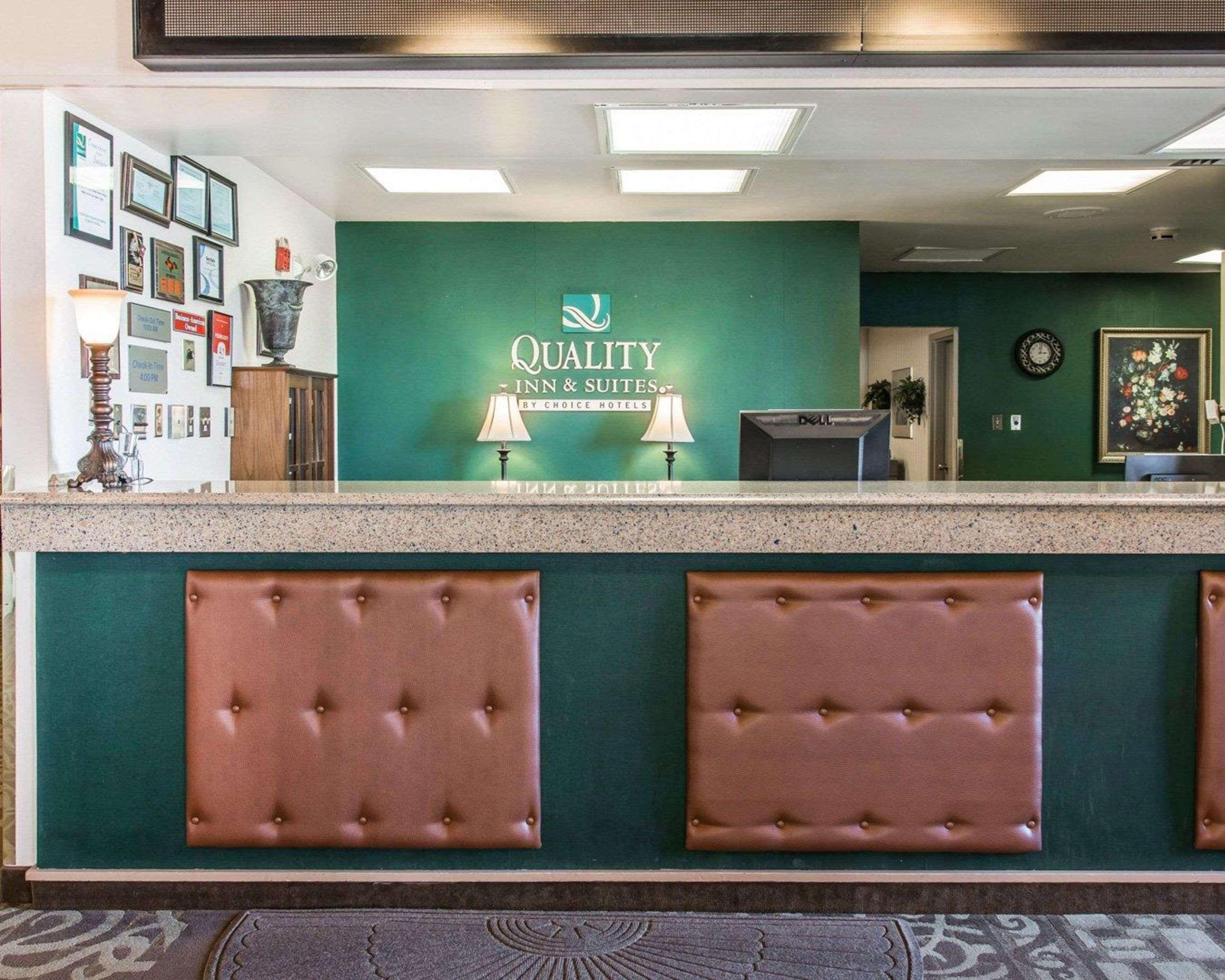Quality Inn & Suites Escanaba North מראה חיצוני תמונה