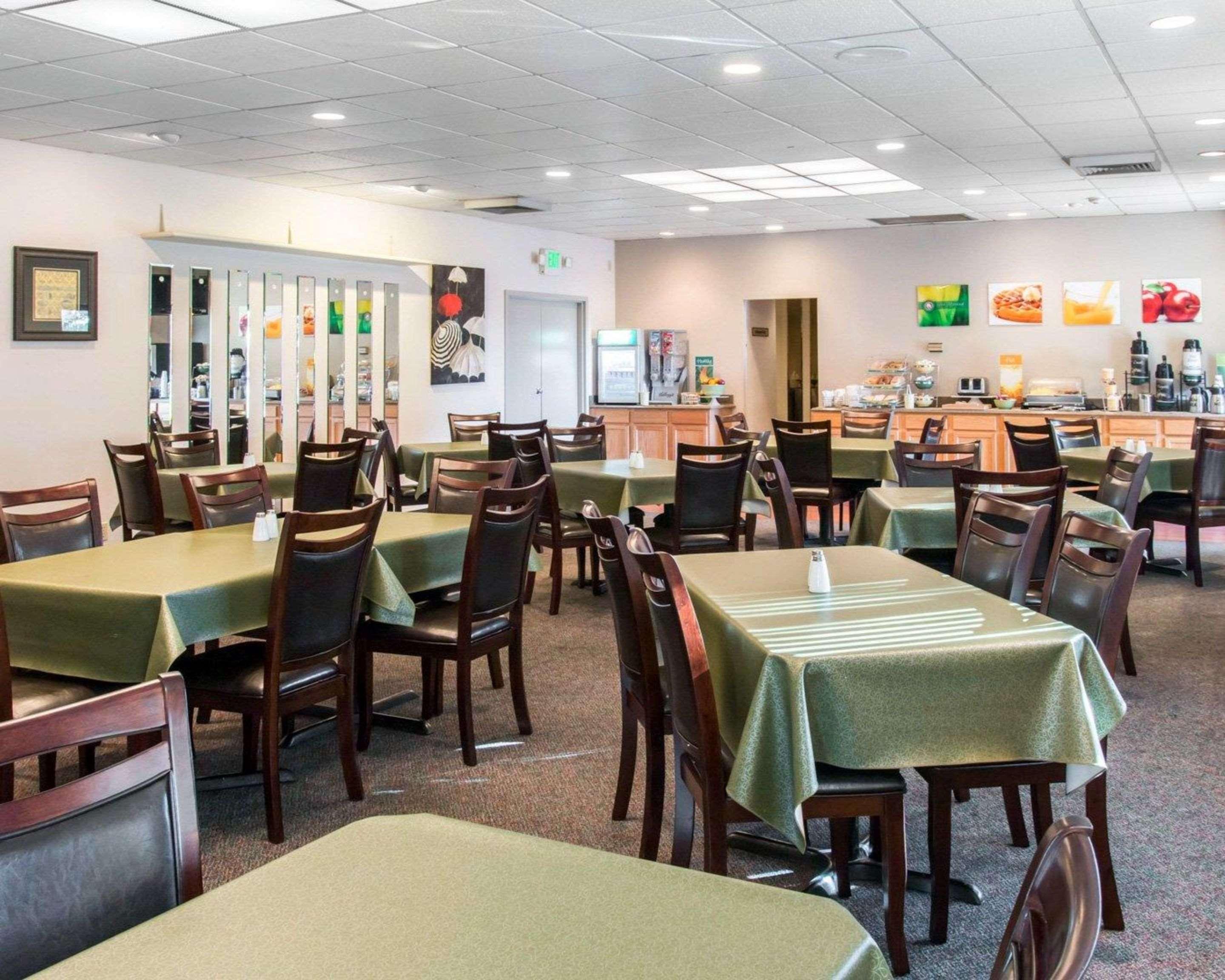 Quality Inn & Suites Escanaba North מראה חיצוני תמונה